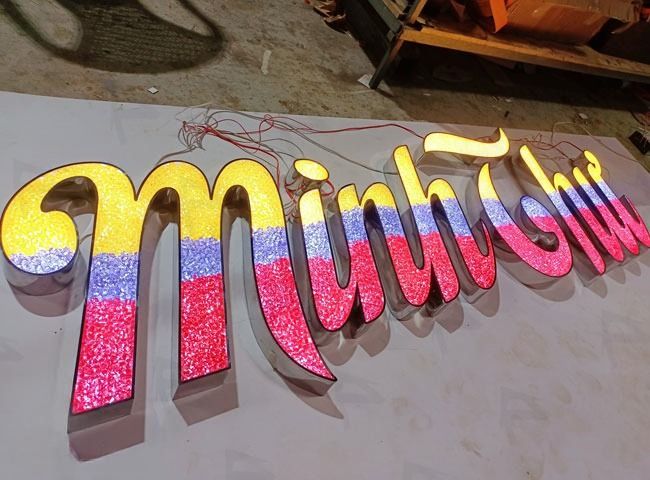 DeWatermark.ai_1762155591936