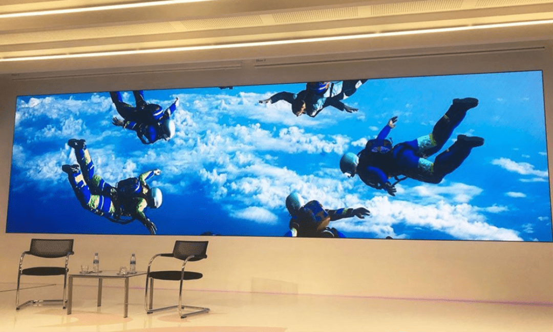 savitel-lap-dat-man-hinh-led-p2-5-trong-nha-indoor-2_0b596b344f3046cb90f89049f49bf6b9 (1)